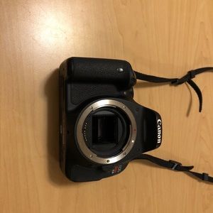 Canon Rebel t3 dslr camera BODY